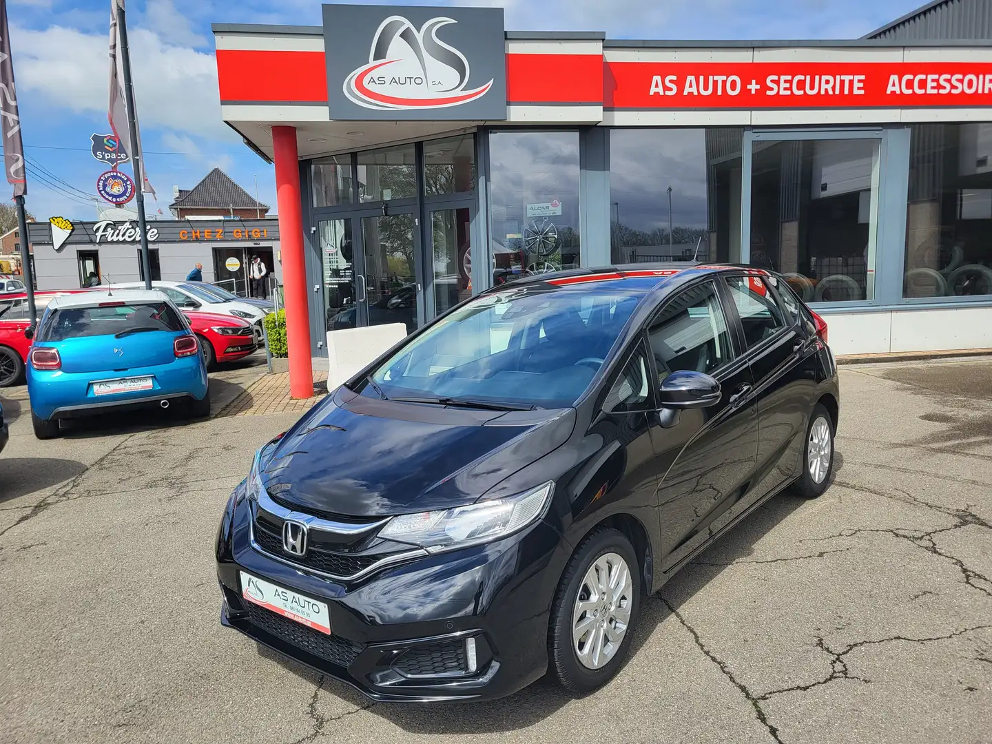Honda Jazz 5P 1.3i-VTEC 102cv Comfort (EU6.2) Noir - 1