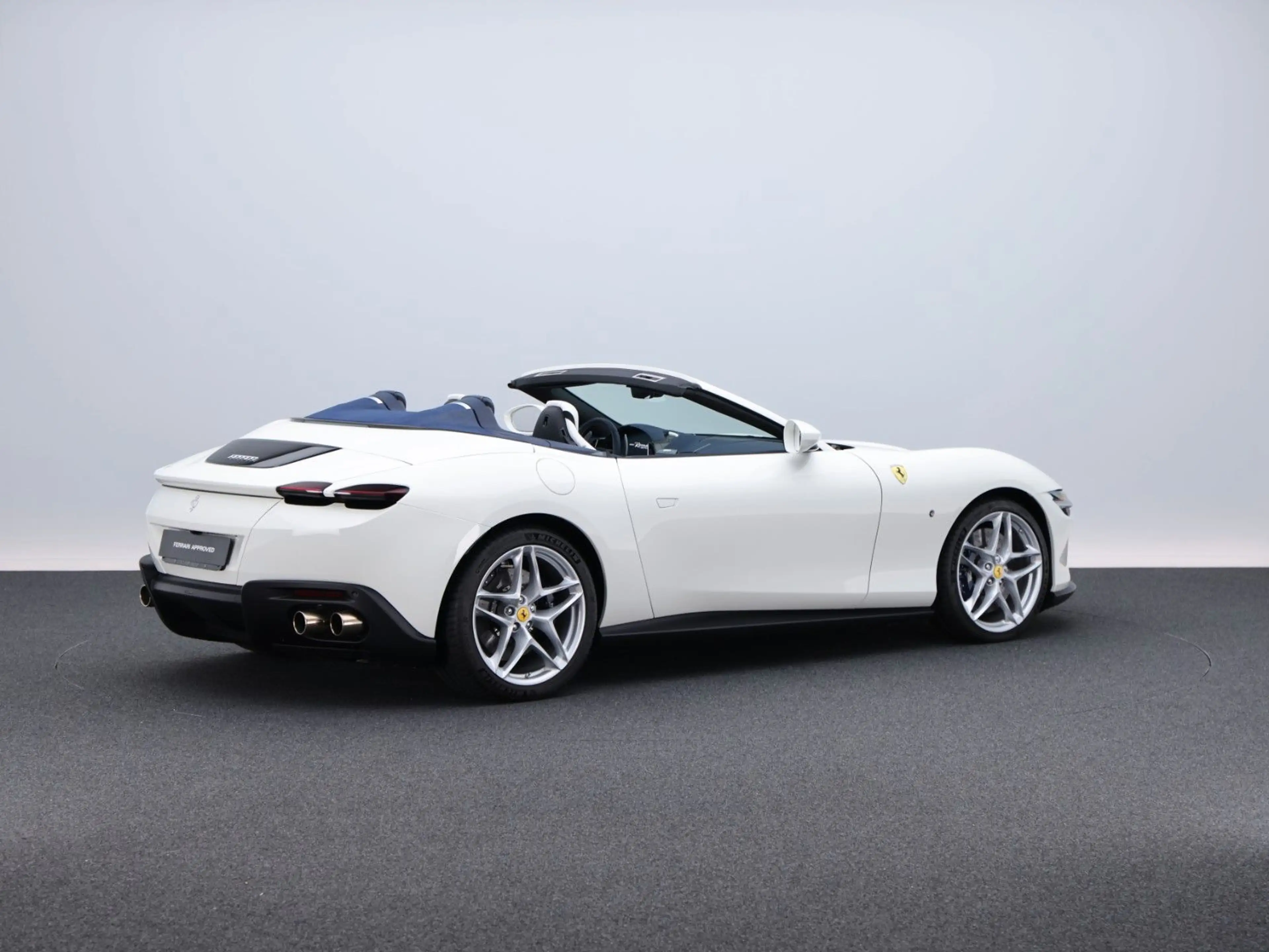 Ferrari Roma Spider ***Ferrari Frankfurt*** — photo 6