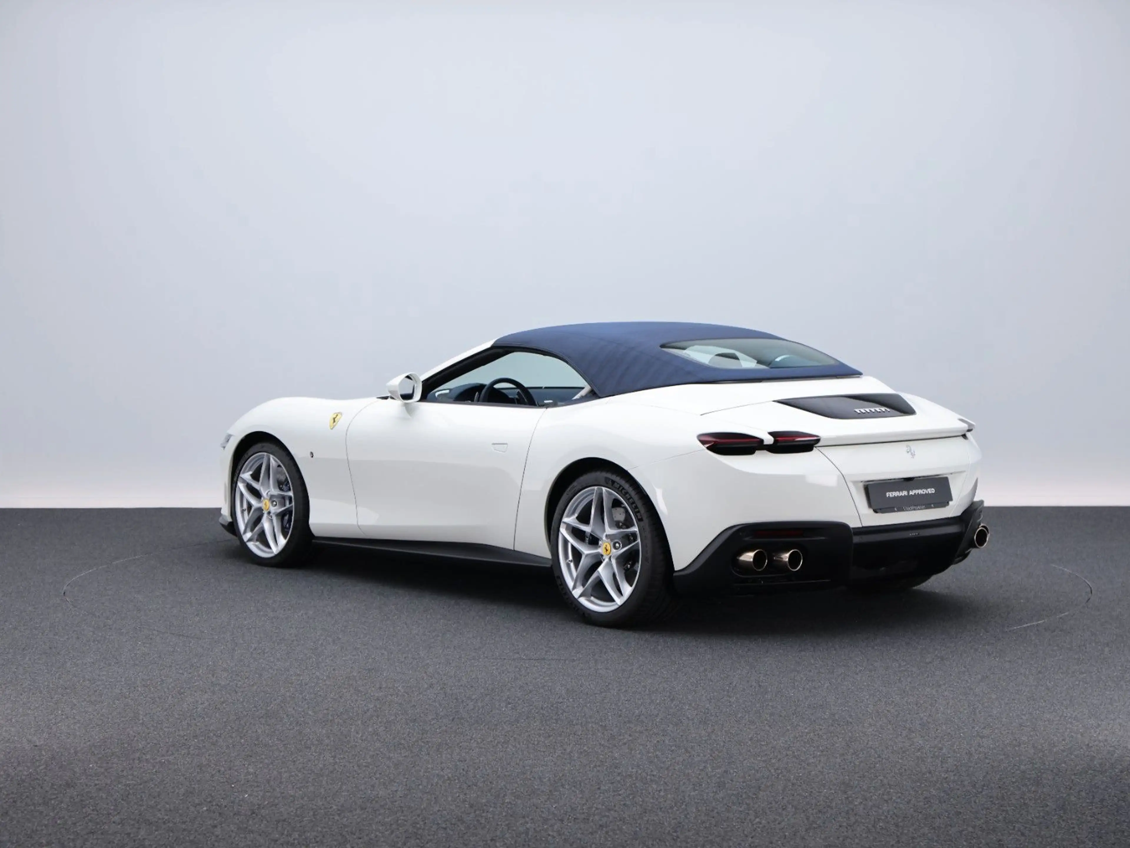 Ferrari Roma Spider ***Ferrari Frankfurt*** — photo 8