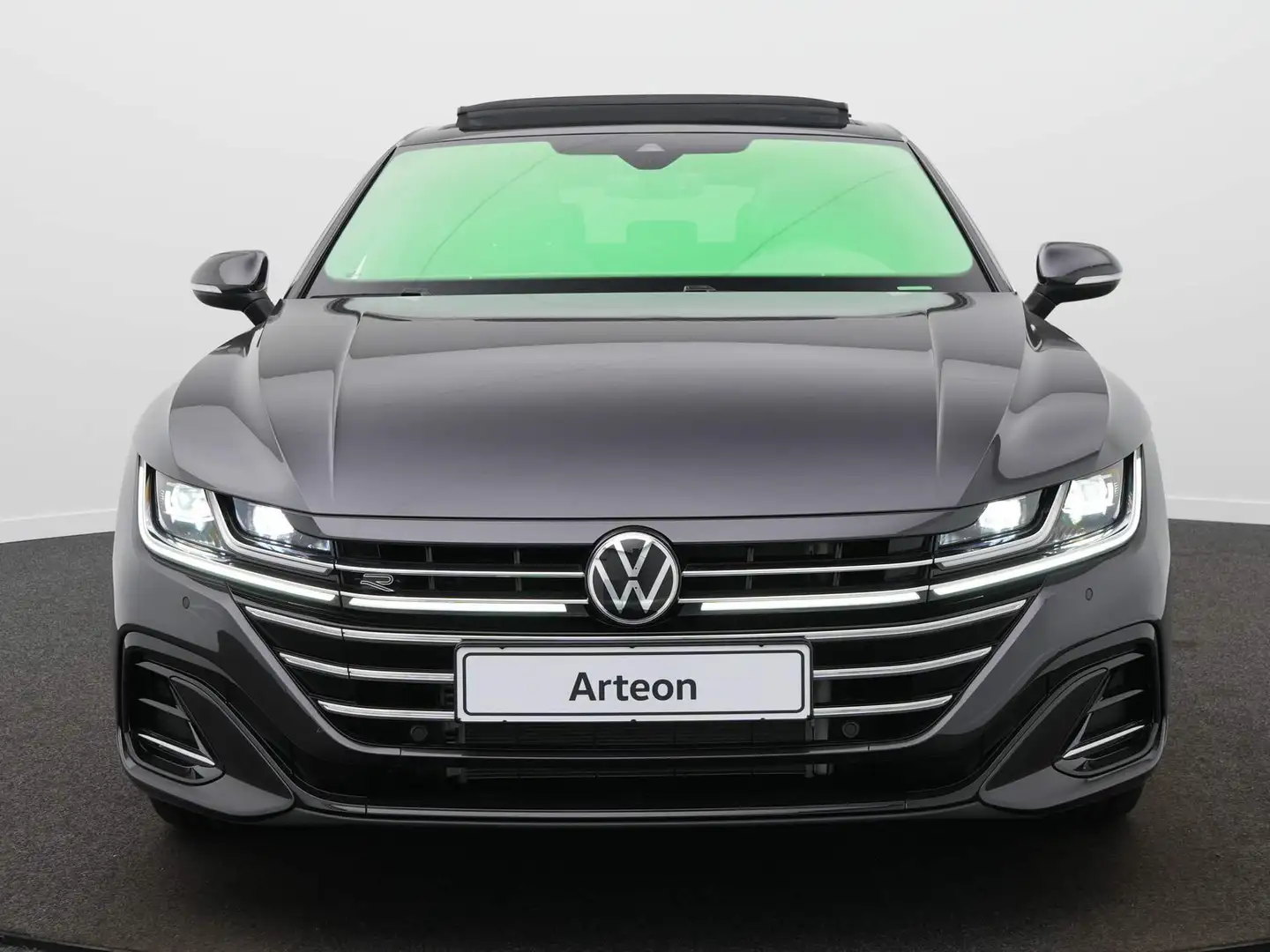 Volkswagen Arteon R-Line Business + 2.0 140 kW / 190 pk TSI Hatchbac Grey - 2