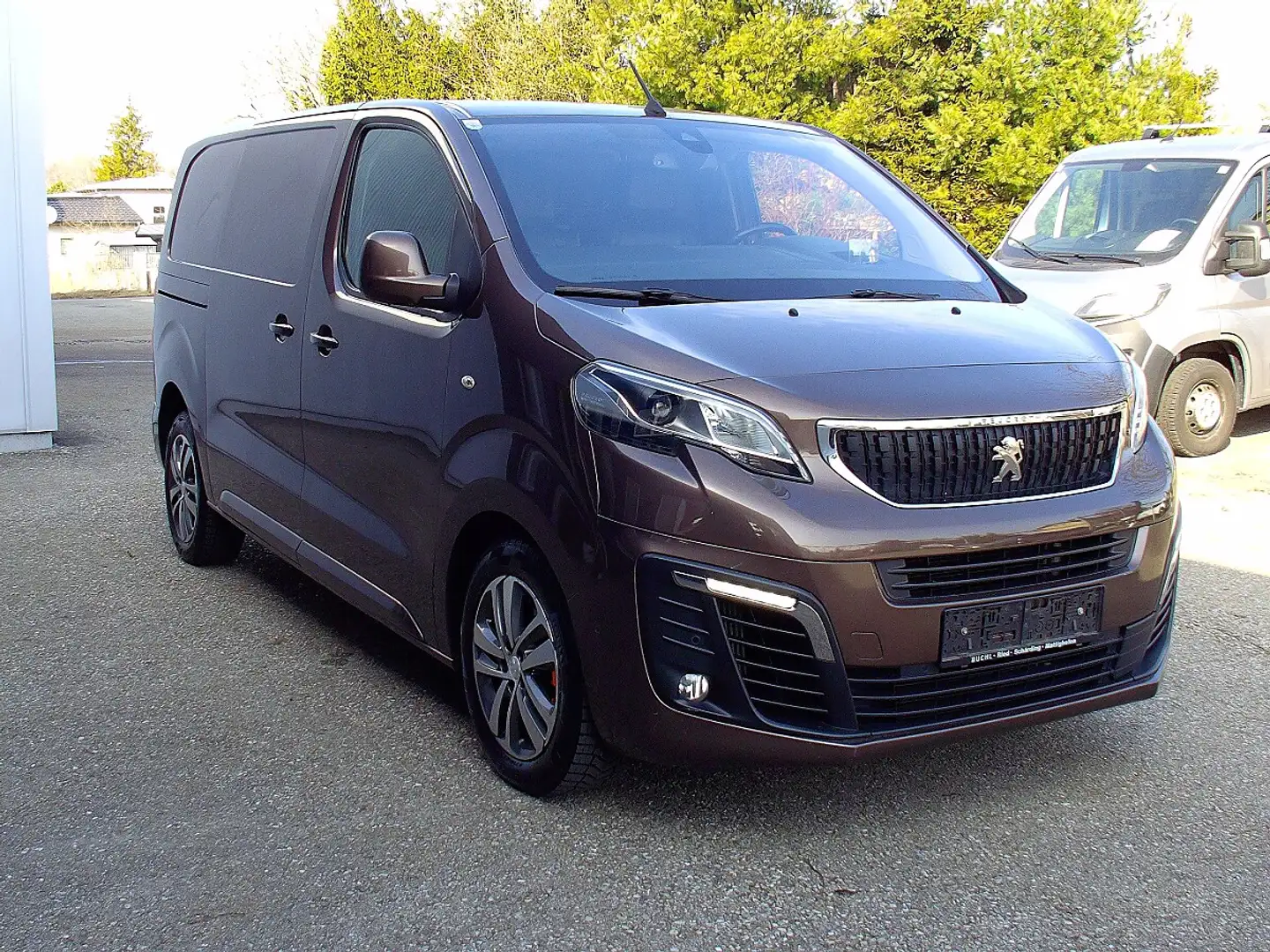 Peugeot Expert Expert Premium Kasten L2H1 2,0 BlueHDi 180 Aut.... Weiß - 2