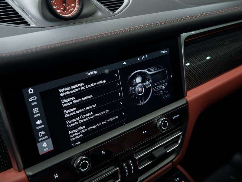 2023 Porsche Macan GTS thumb 35