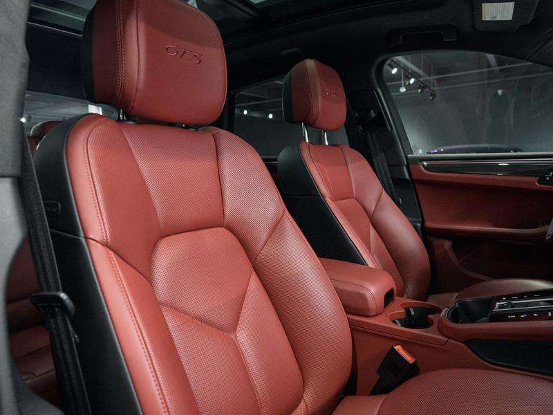 2023 Porsche Macan GTS thumb 23