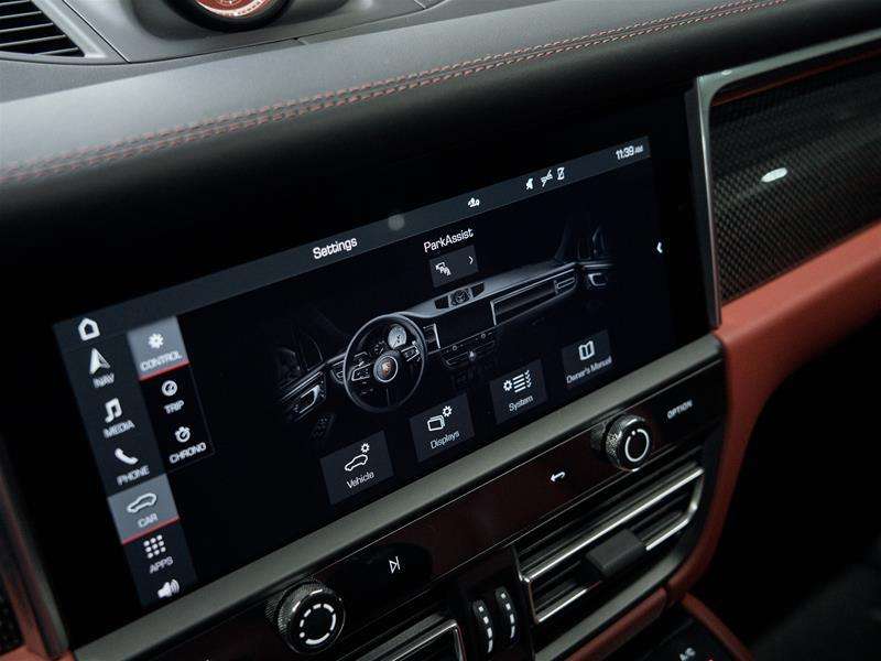 2023 Porsche Macan GTS thumb 33