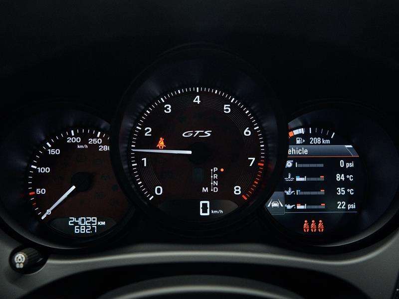 2023 Porsche Macan GTS thumb 30