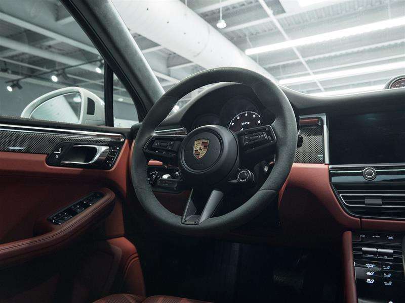 2023 Porsche Macan GTS thumb 39