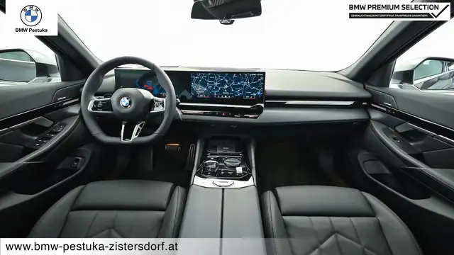 BMW 5 Series view 12