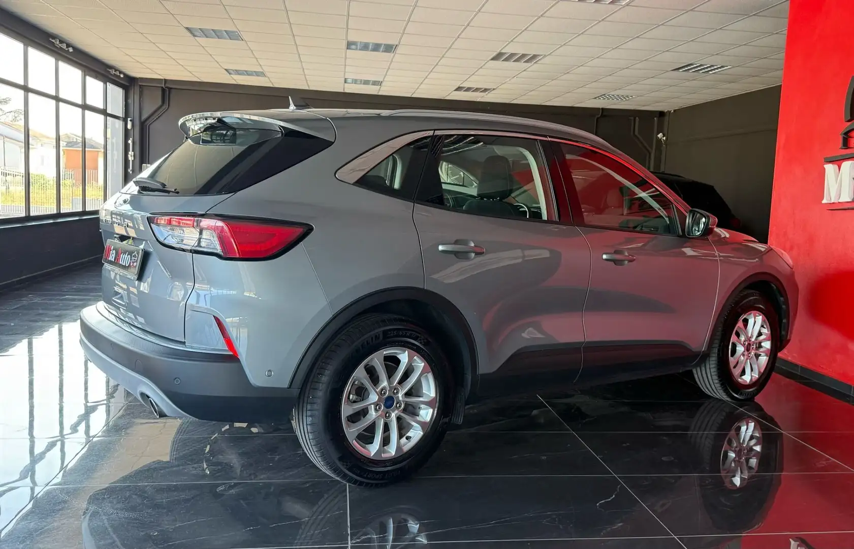 Ford Kuga Kuga 1.5 EcoBlue 120 CV aut. 2WD Titanium Business Grigio - 2