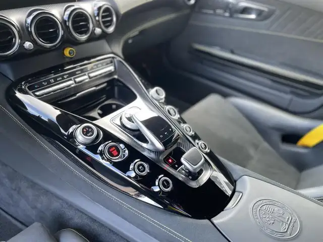 Mercedes-Benz Amg GT view 8