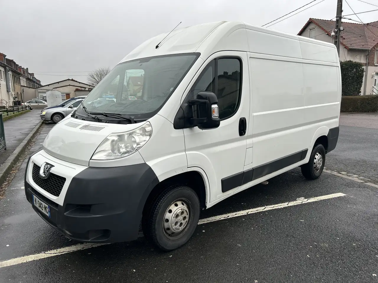Peugeot Boxer CA 335 L2H2 2.2 HDi 130