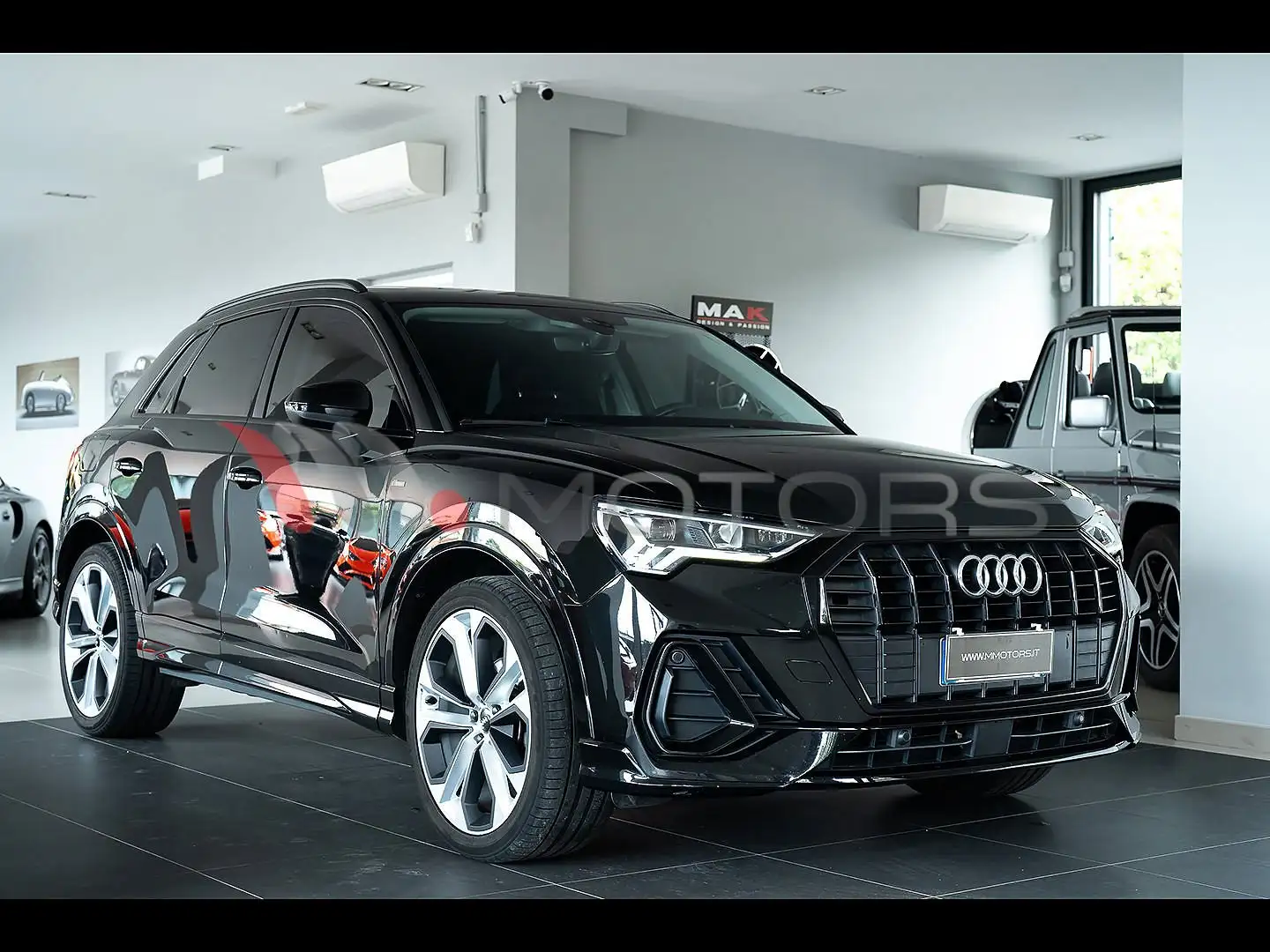Audi Q3 35 2.0 tdi Business S-tronic Negro - 1