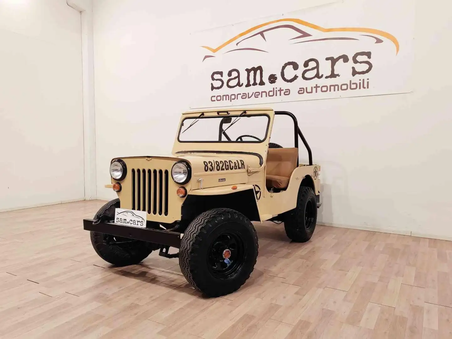 Jeep Willys CJ 3B Beige - 1