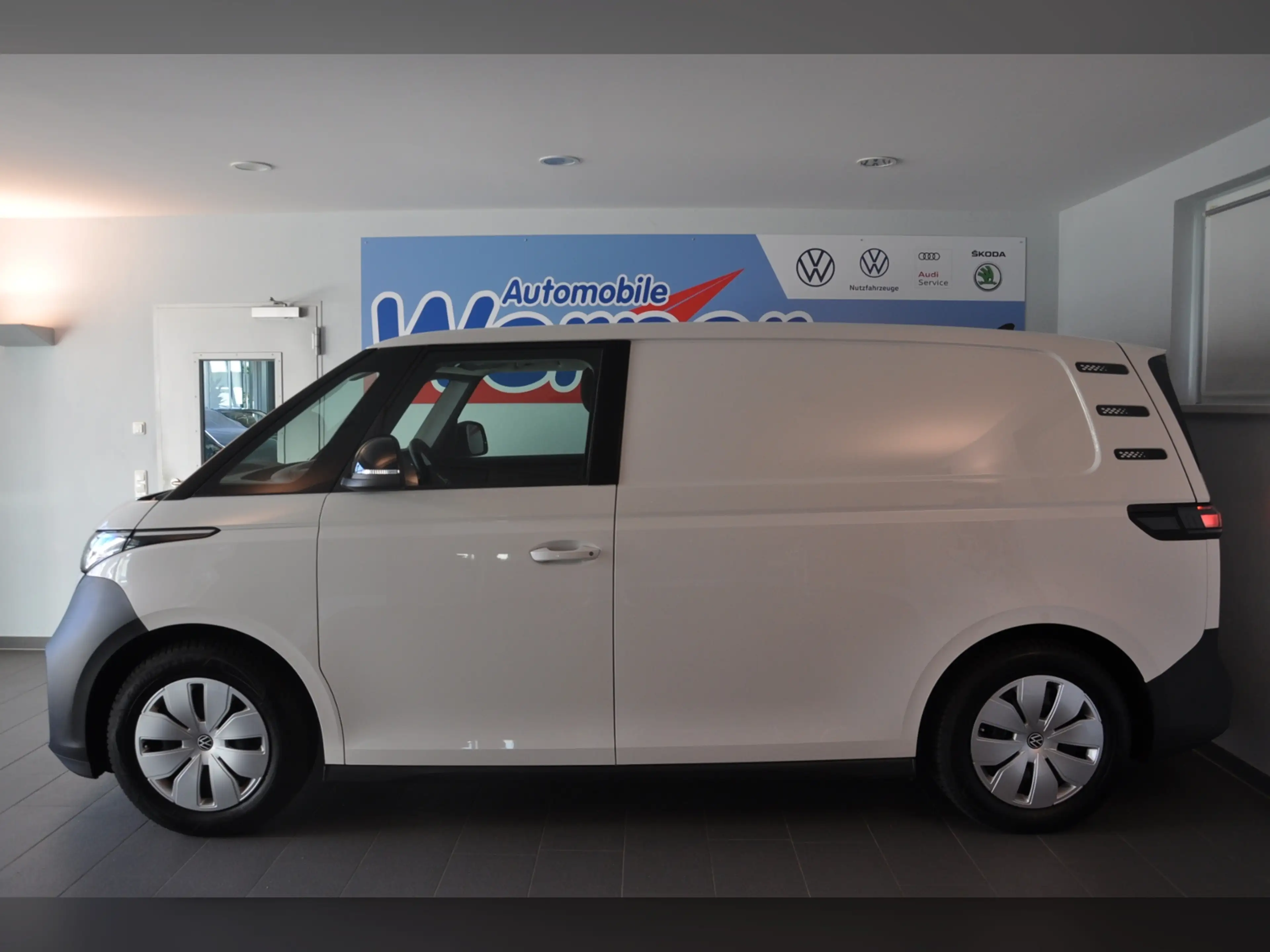 Volkswagen ID. Buzz Cargo 77kWh AHK NaviPro ACC — photo 3