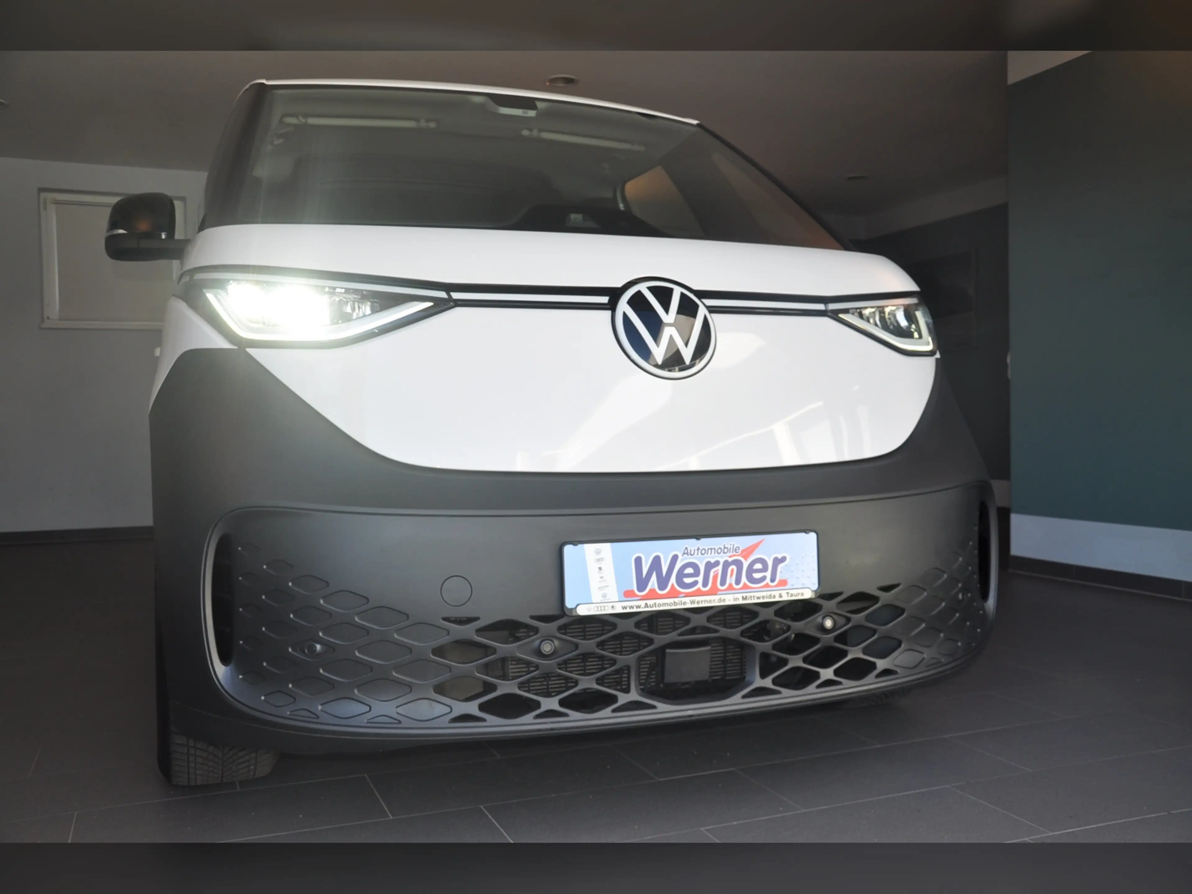 Volkswagen ID. Buzz Cargo 77kWh AHK NaviPro ACC — photo 10