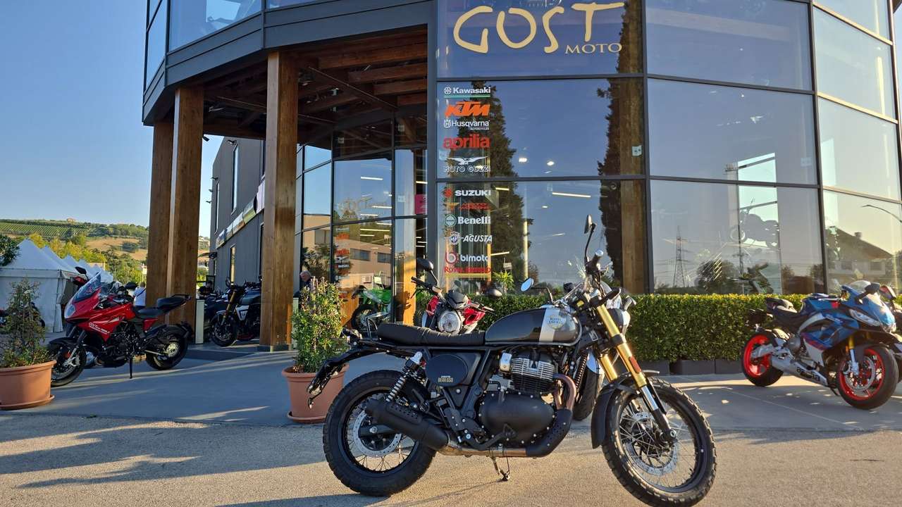 Royal Enfield Interceptor Bear 650 Golden Shadow Black | FL76288