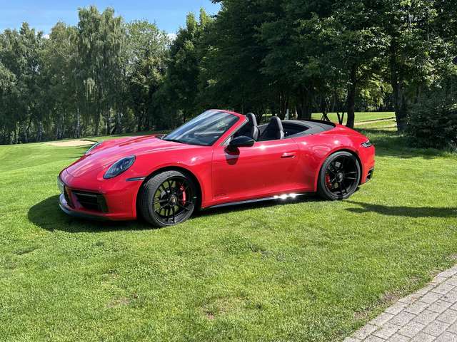 Imagine Porsche 992 Carrera Cabrio 4 GTS PDK