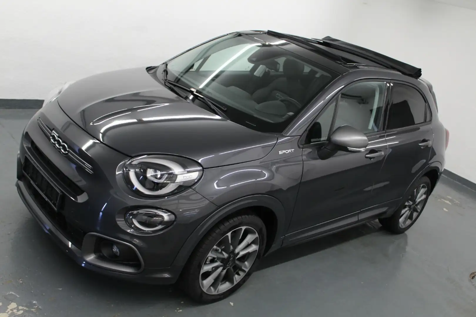 Fiat 500X 1.5 Hybrid Sport Dolcevita DCT Kamera+PDC+Navi+App Grau - 1