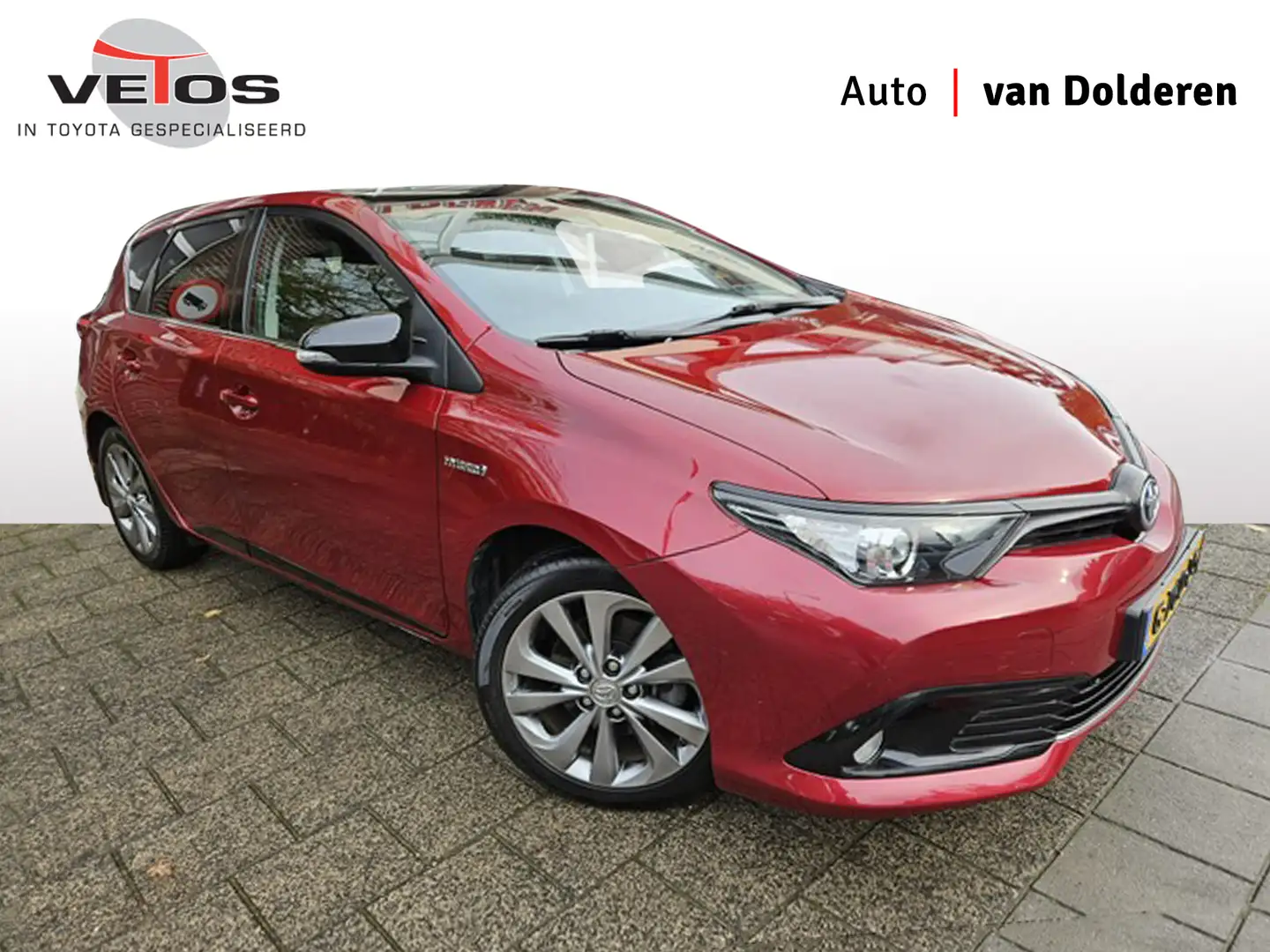 Toyota Auris 1.8 Hybrid Dynamic Navi/Pdc/Trekhaak Rood - 1