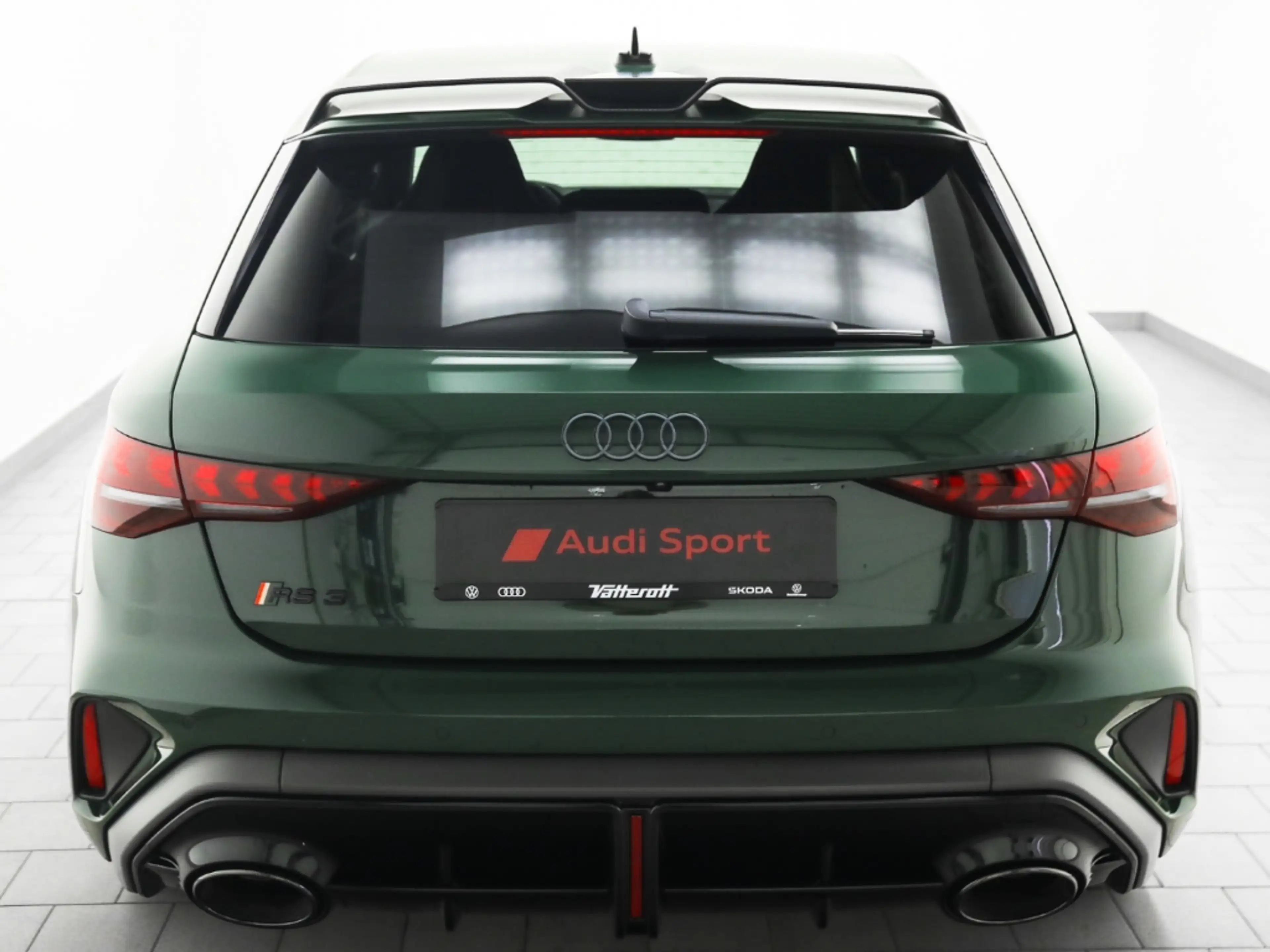 Audi RS3 TFSI Sportback competition limited grün — photo 5