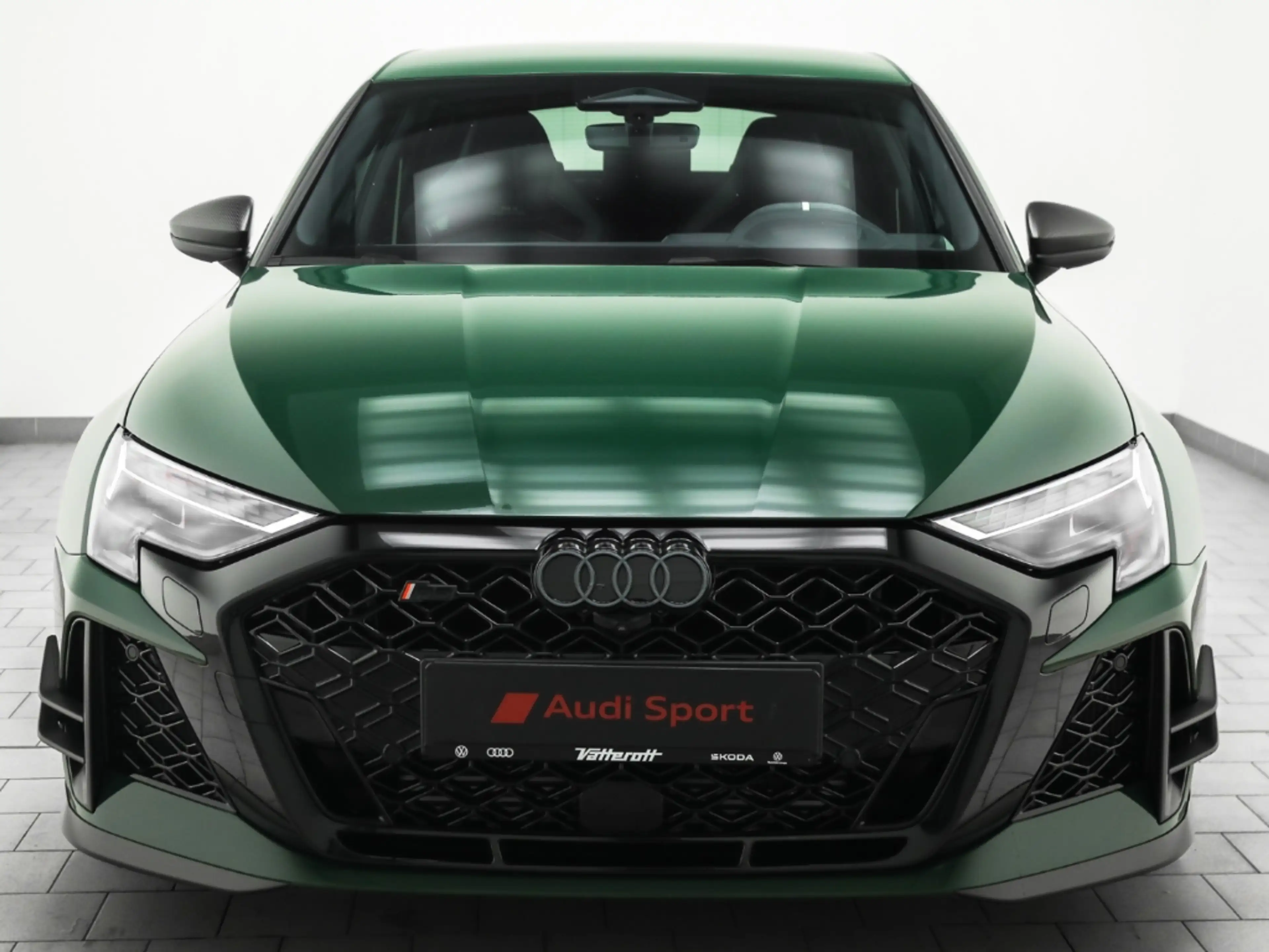 Audi RS3 TFSI Sportback competition limited grün — photo 3