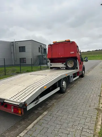 Peugeot Boxer view 3