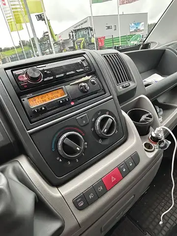 Peugeot Boxer view 15