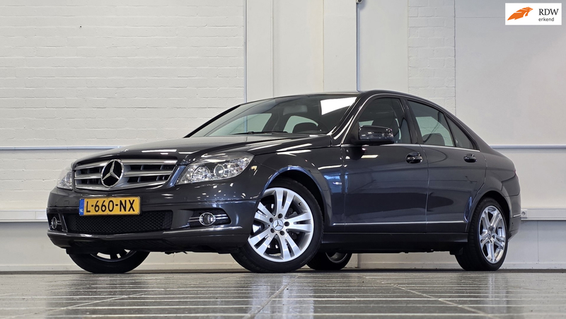 Mercedes-Benz C 180 CGI BlueEFFICIENCY Business Edition Avantgarde Nie