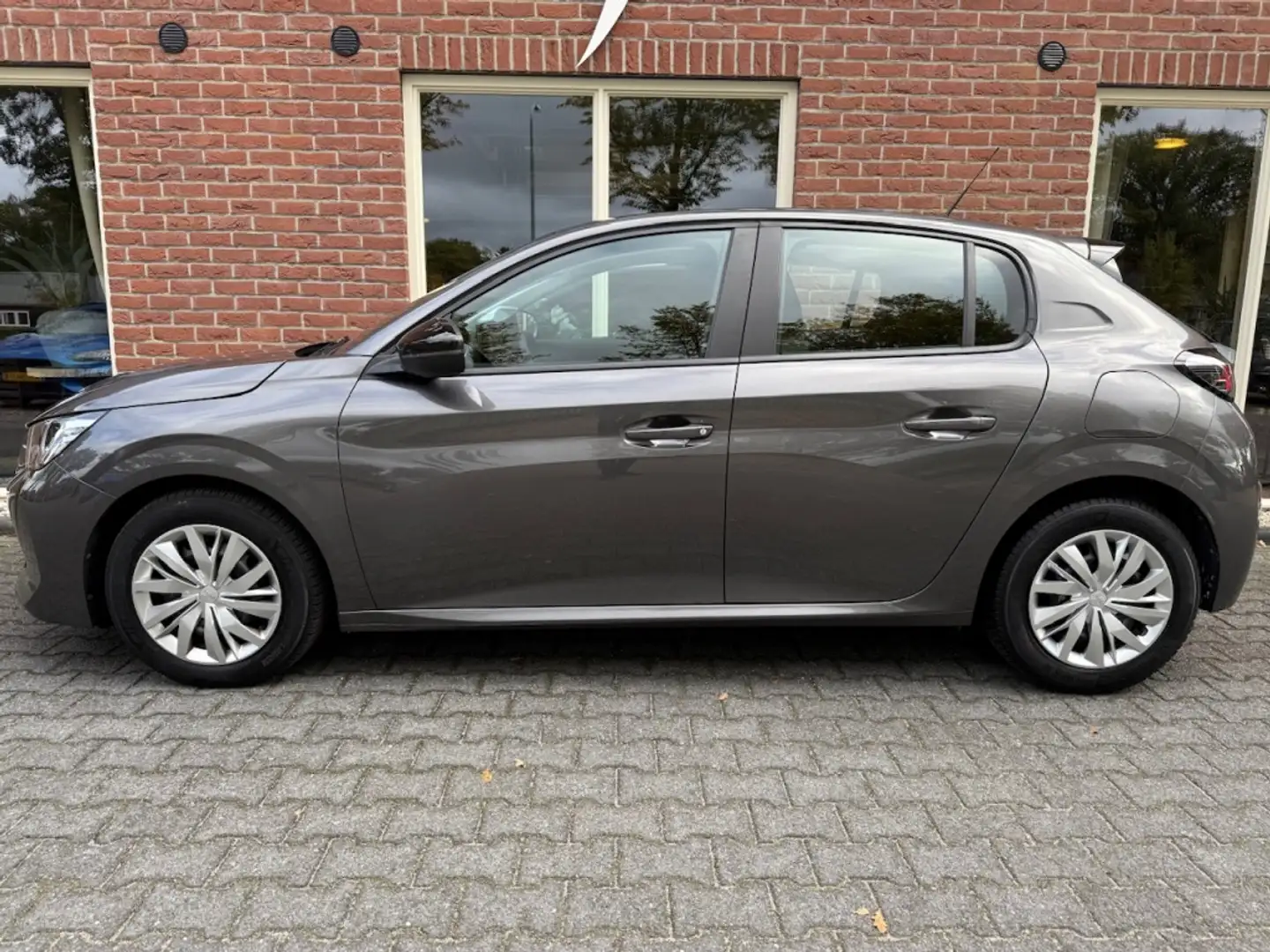 Peugeot 208 1.2 PureTech Active LED / NAVI / AIRCO / CRUISE / Gris - 2