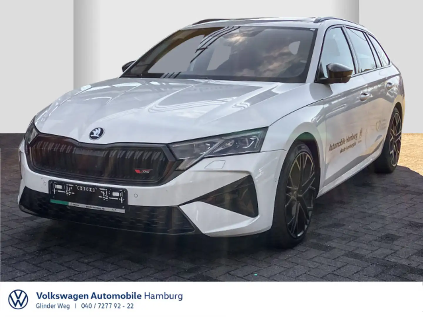 Skoda Octavia Combi RS TSI DSG Panoramadach Standheizu Weiß - 1