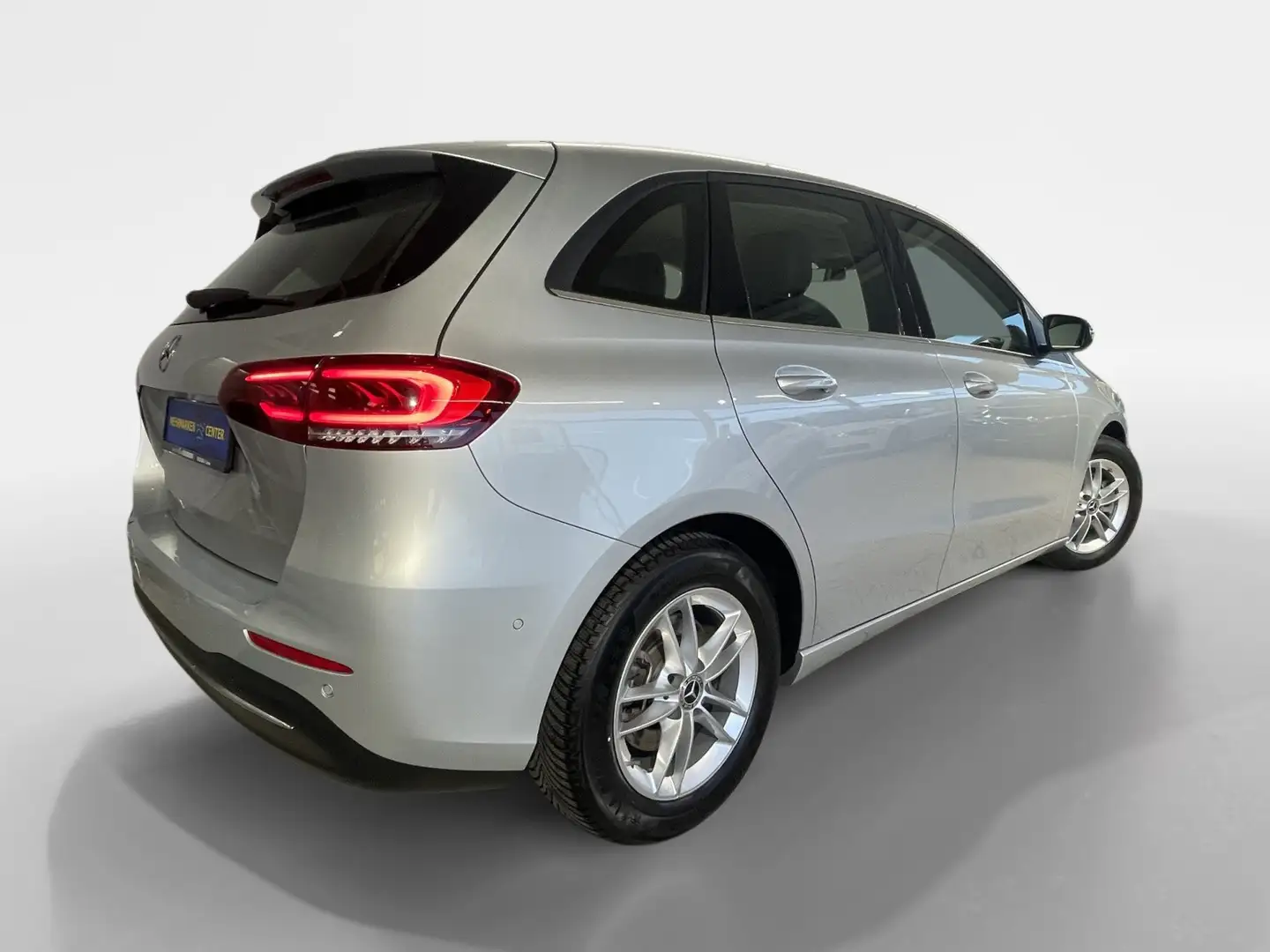 Mercedes-Benz B 200 Style 8-fach bereift SHZ PTS NAVI LED Silber - 2