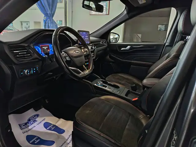 Ford Kuga view 2