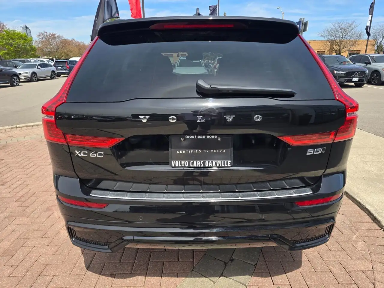 Volvo XC60 снимка Volvo XC60