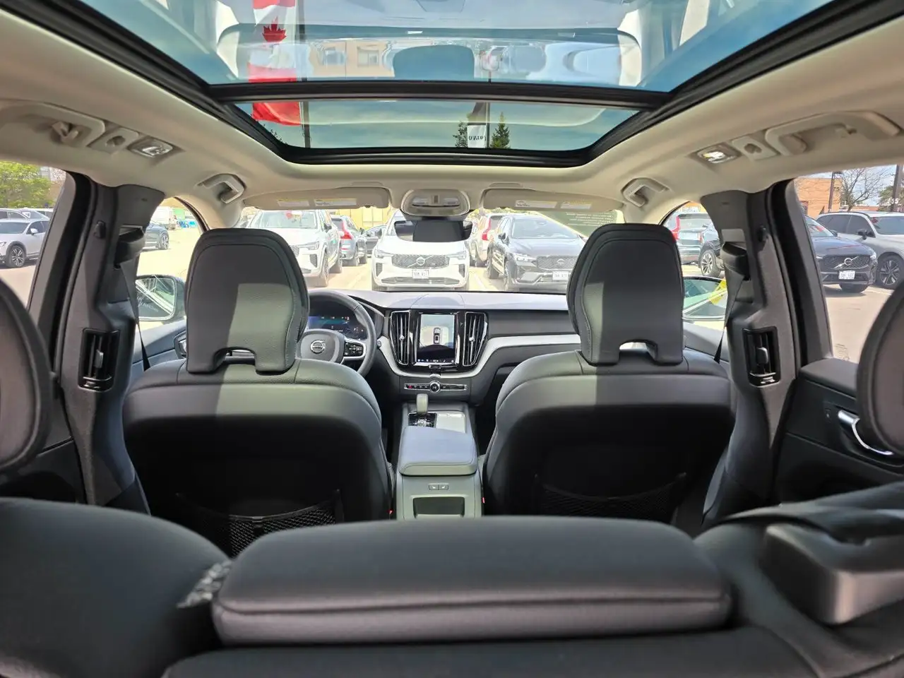 Volvo XC60 снимка Volvo XC60