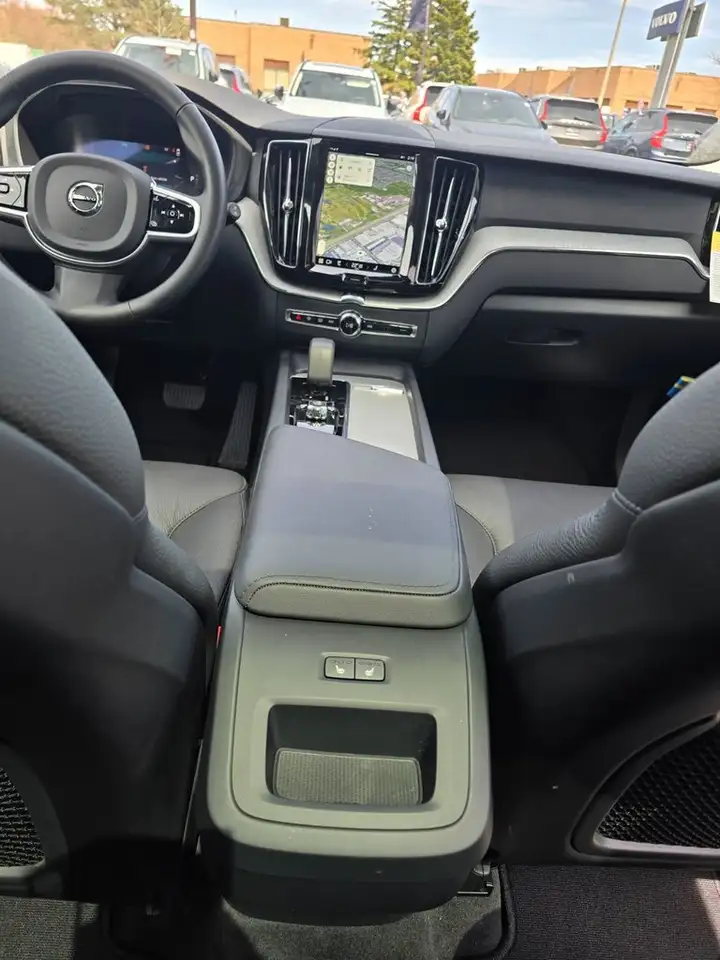Volvo XC60 снимка Volvo XC60