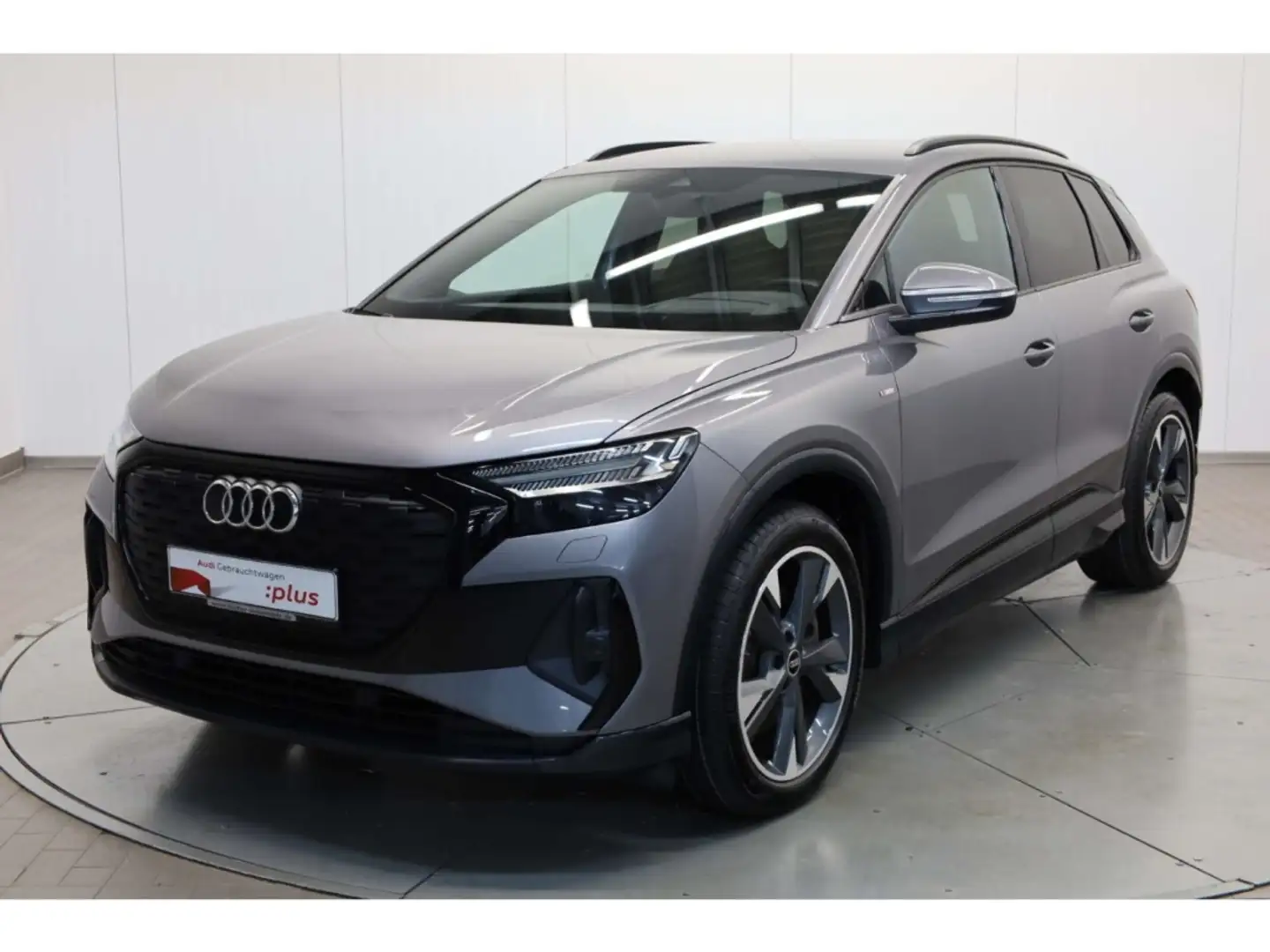 Audi Q4 e-tron 50 S line Grau - 2