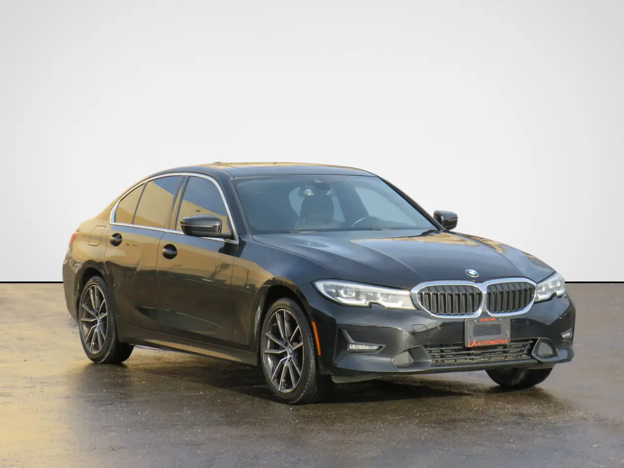 BMW 3 Series снимка BMW 3 Series