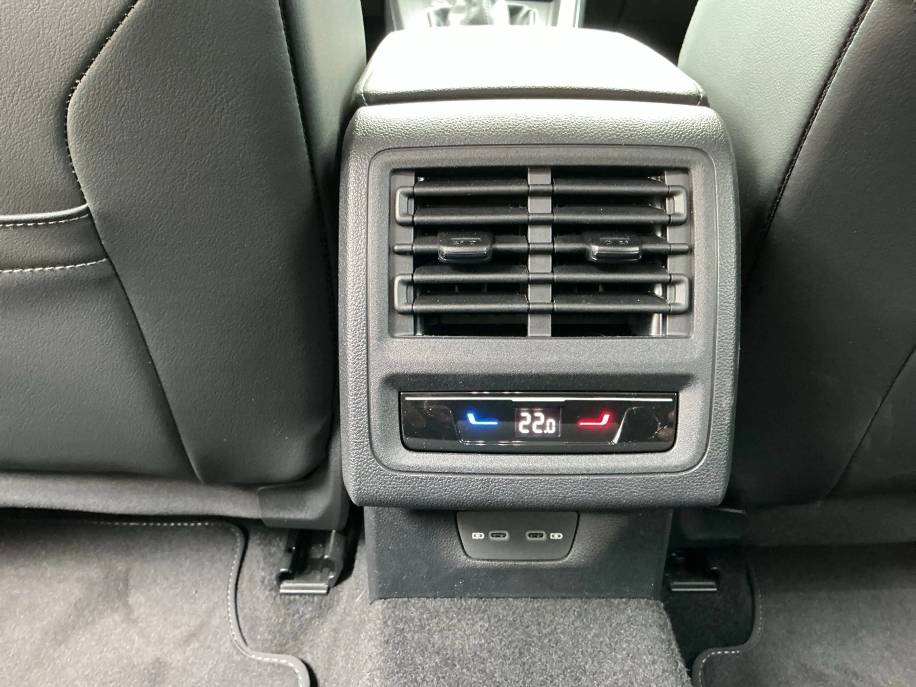 Volkswagen Golf Falco Edition TSI — photo 15