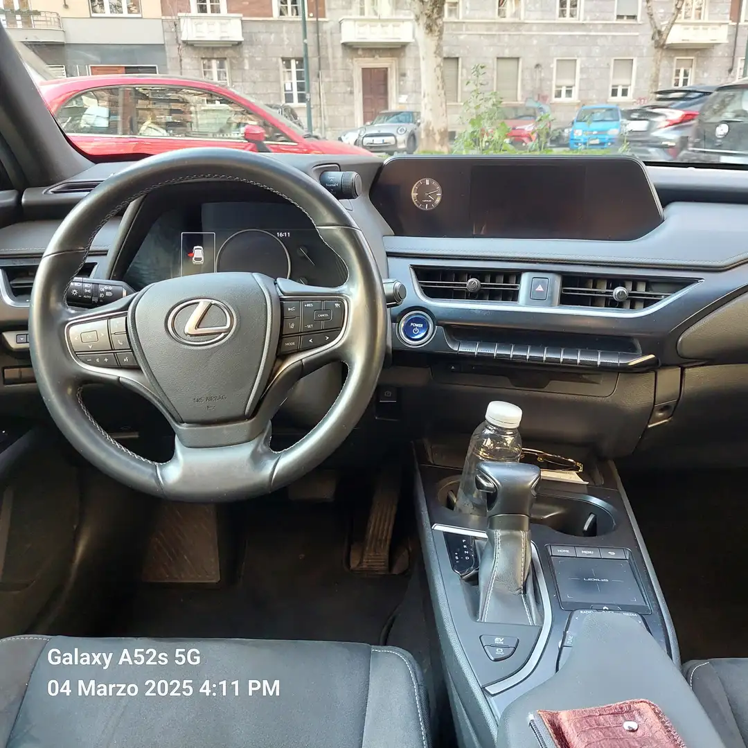 Lexus UX 250h Premium Grigio - 2
