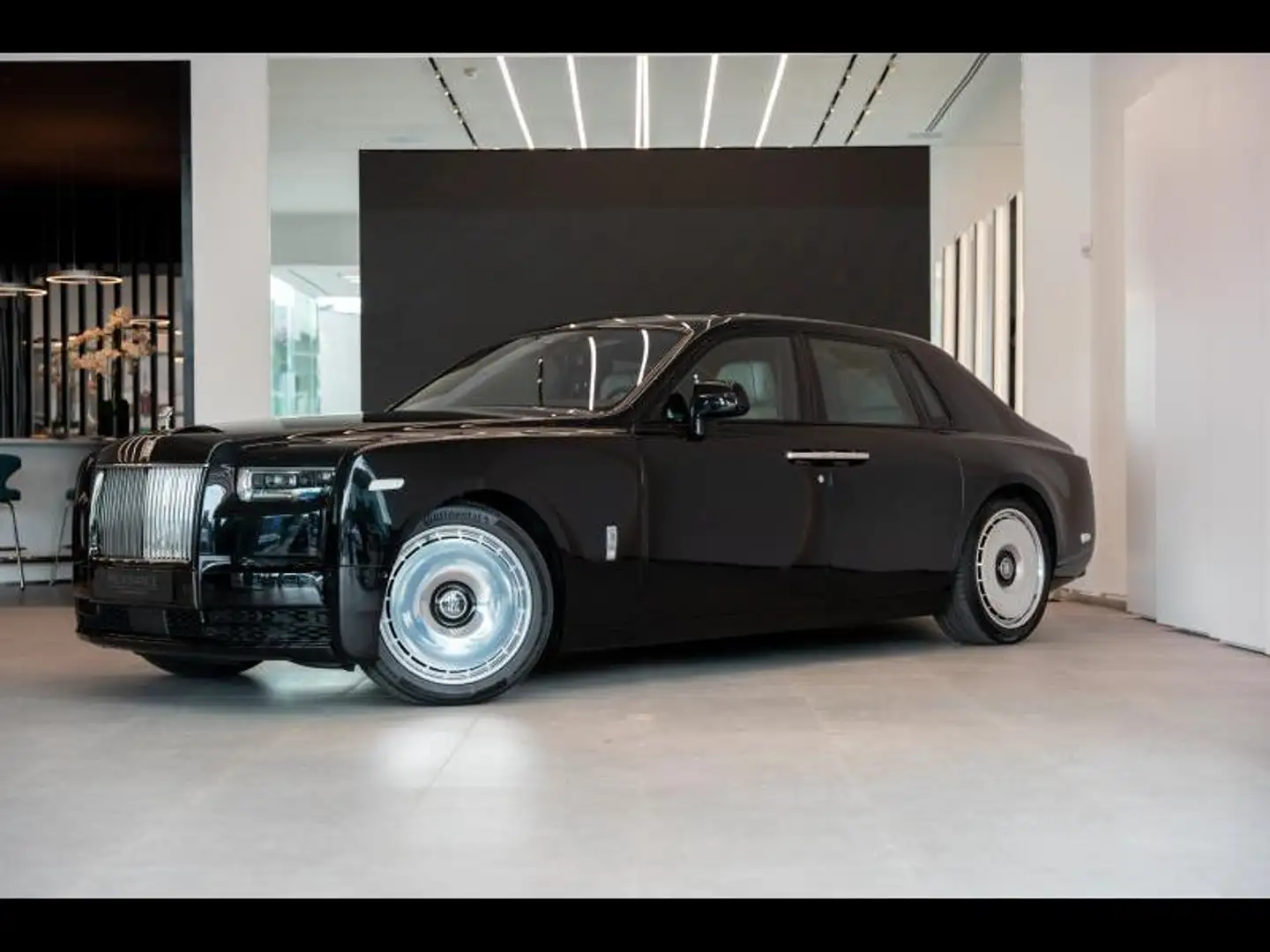 Rolls-Royce Phantom Provenance - 2 Year Warranty & Service Rolls-Royce Negro - 1