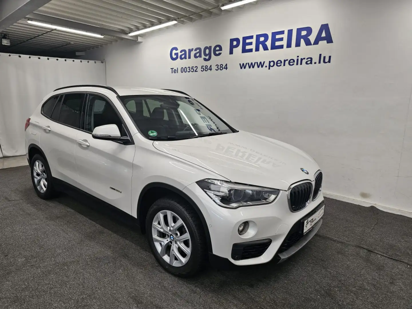 BMW X1 20D XDRIVE NEW MOTOR 100 KM GARANTIE BMW FACELIFT Blanc - 1