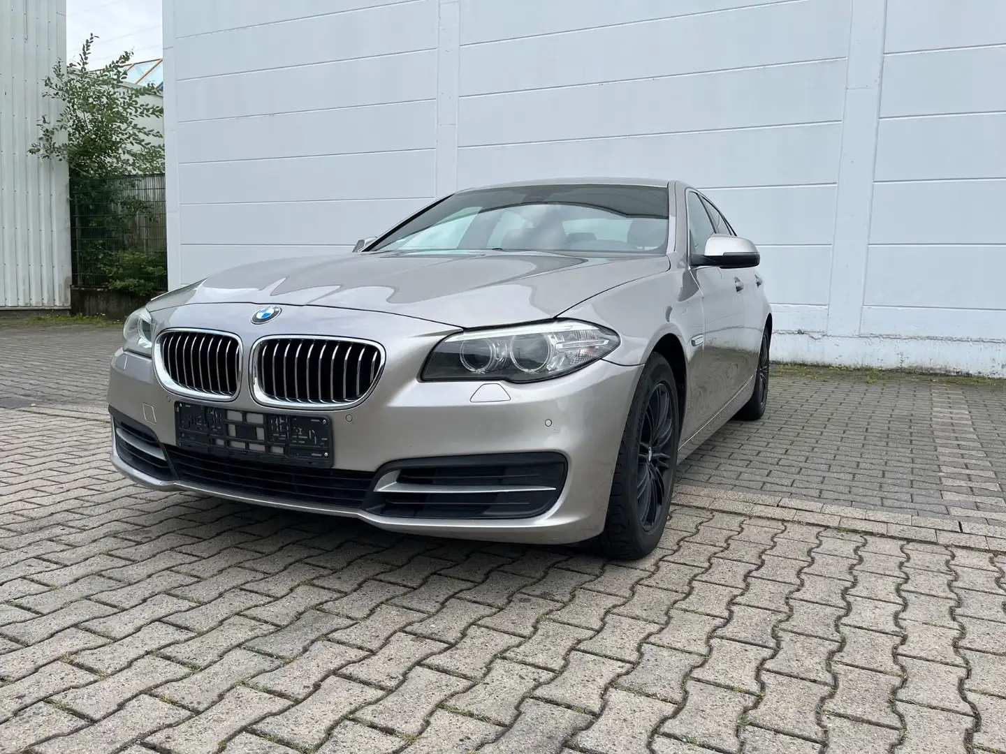 BMW 525 Lim. 525 d/ Head-up/Standheizung/Leder/Scheckhef Argent - 1