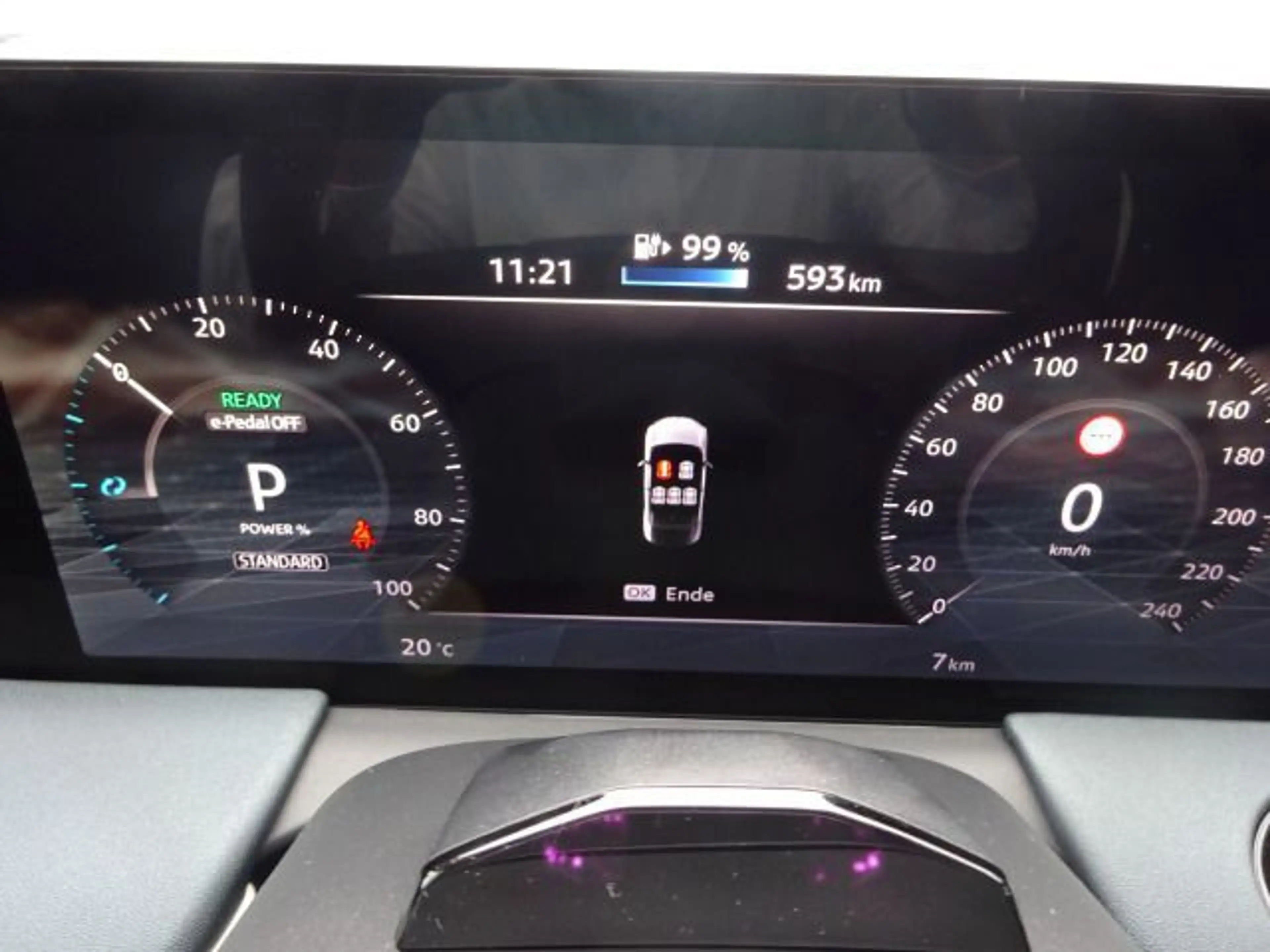Nissan Leaf Advance 75kWh PGD Winter V2L HUD — photo 13