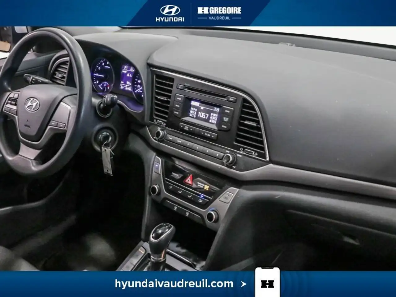 Hyundai ELANTRA снимка Hyundai ELANTRA