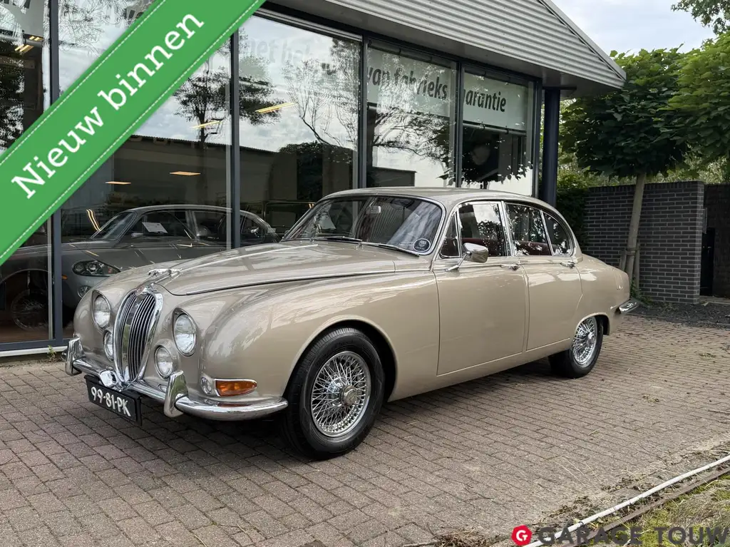 Jaguar S-Type 1967 из Европы — купить под ключ