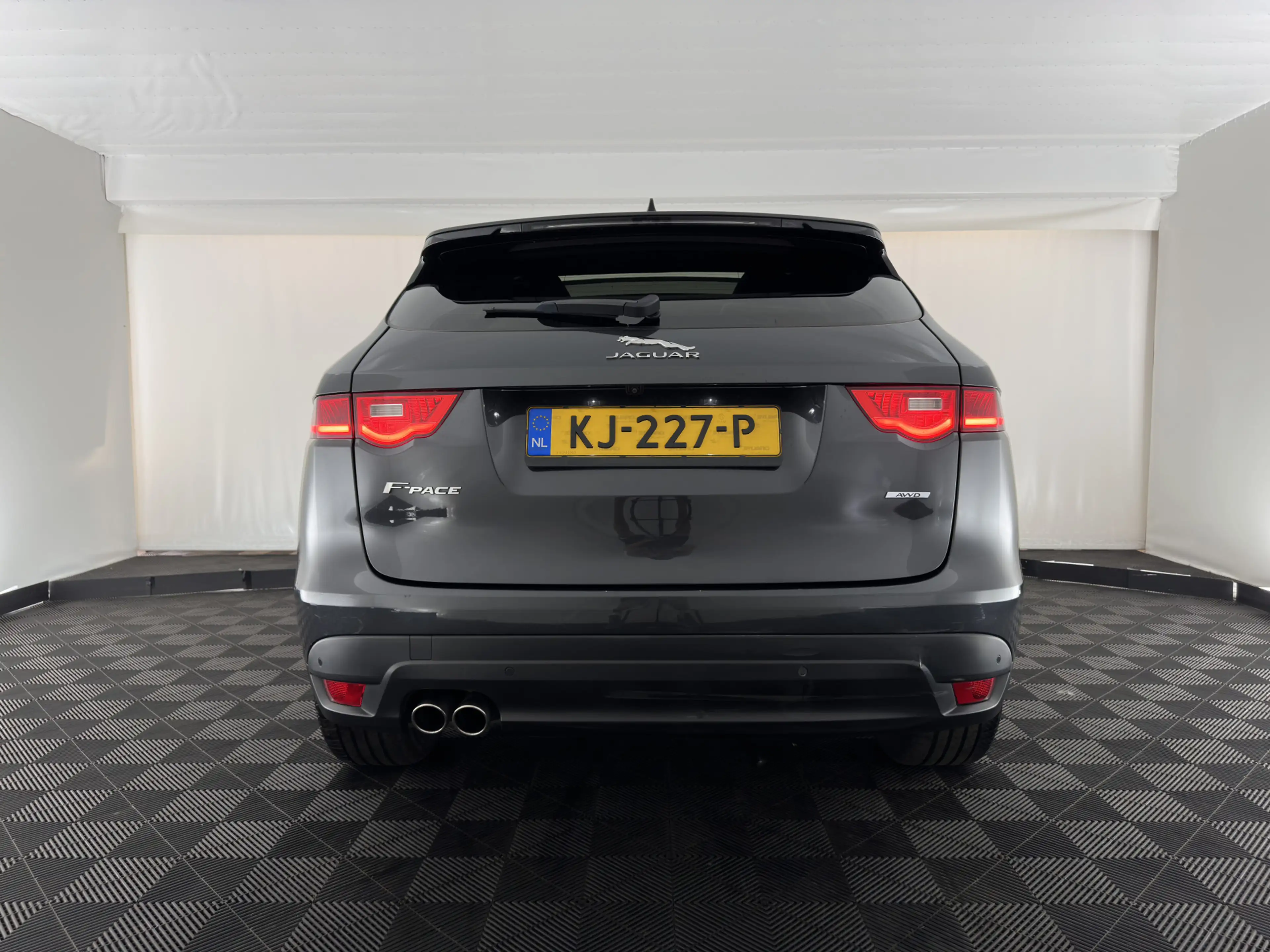 Jaguar F-Pace 2.0 D Portfolio AWD Aut. *PANO | LEATHER | XENON | — photo 5