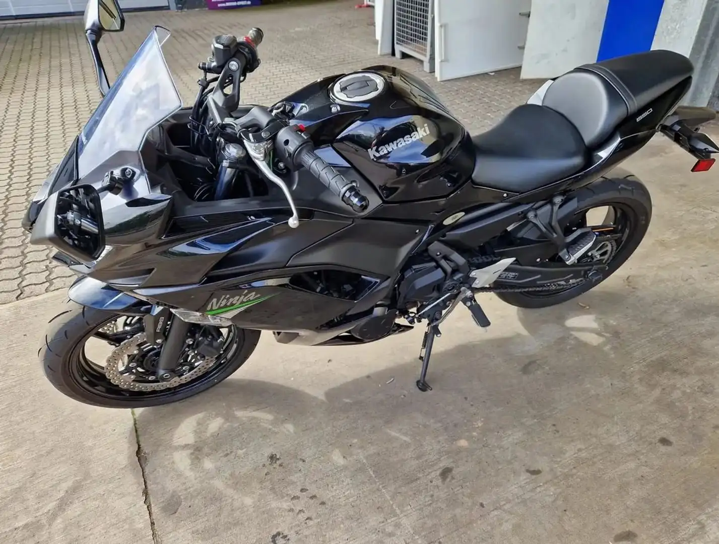 Kawasaki Ninja 650 Zwart - 1