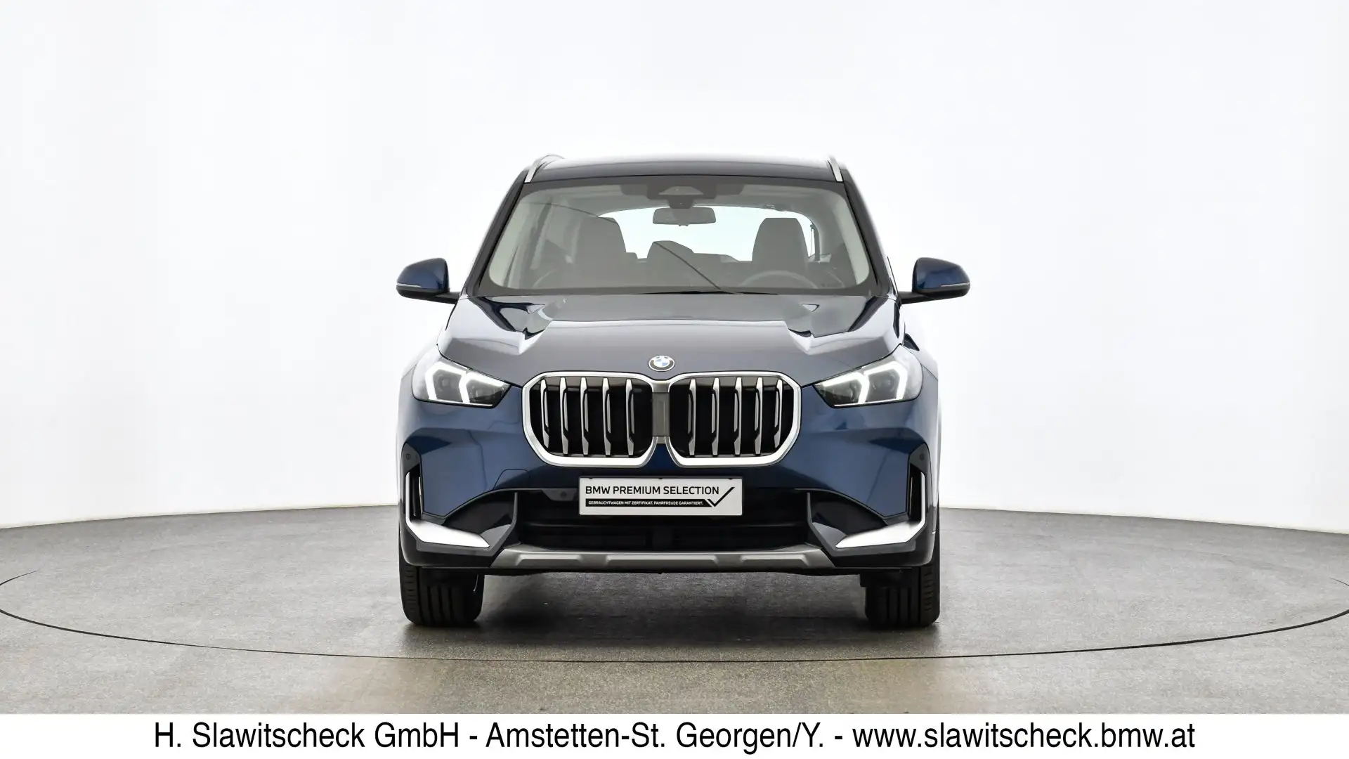 BMW X1 xDrive20d U11 Blau - 2