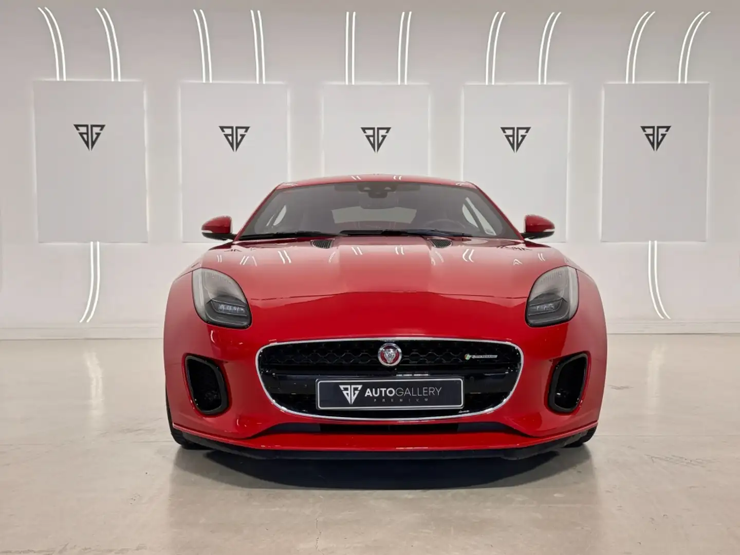 Jaguar F-Type Coupé 2.0 I4 R-Dynamic Aut. 300 Rojo - 2