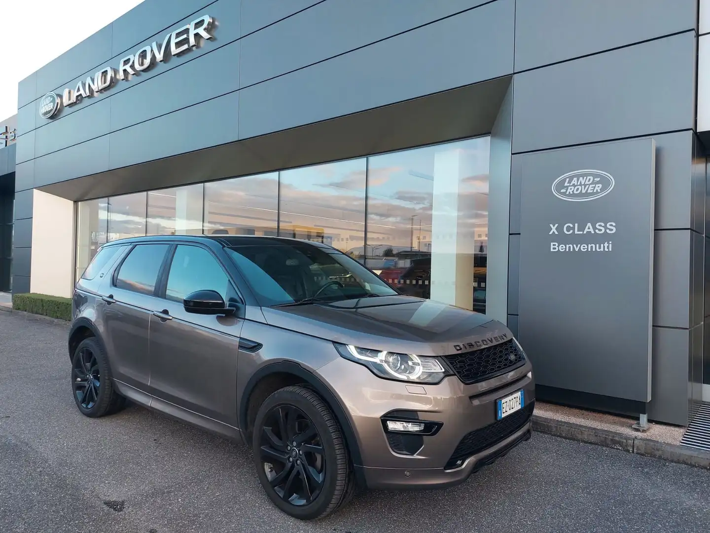 Land Rover Discovery Sport Discovery Sport 2.2 SD4 HSE 7 posti Bianco - 1
