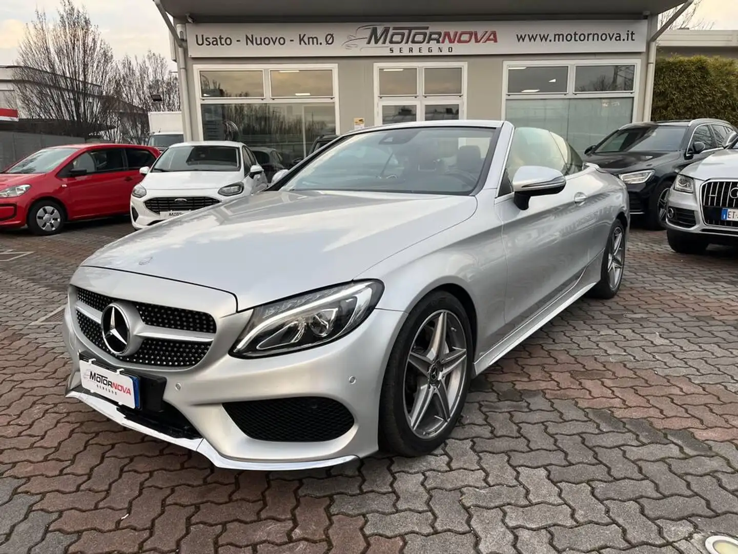 Mercedes-Benz C 220 Cabrio d Premium auto Silber - 1